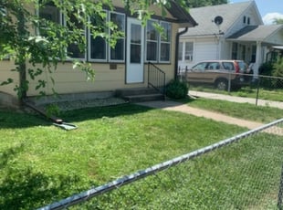 Weeding by MICHAEL OFLAHERTY for Debra V. in Council Bluffs, IA
