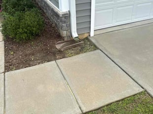 Weeding by Billy Bryant for OmariMitchell3215 O. in Clayton, NC