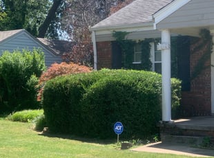 Bush Trimming by William Tatum for Justin D. in Tulsa, OK