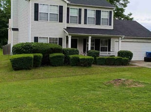 Bush Trimming by Jamarcus Liegey for Simone B. in Dacula, GA