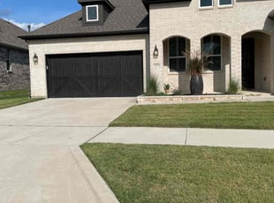 Robin G.'s Lawn Maintenance service result