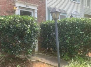 Bush Trimming by Chuck Taylor for Stephen B. in Tucker, GA
