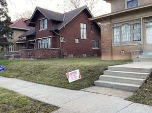 Leaf Removal by Michael Williams for Jalong E. in Milwaukee, WI