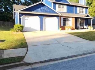 Beth H.'s Lawn Maintenance service result