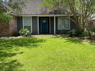 Weeding by Tresβ Gravois for Laurie B. in Baton Rouge, LA