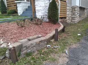 Bush Trimming by Julio Almestica for Anderson M. in Kansas City, MO