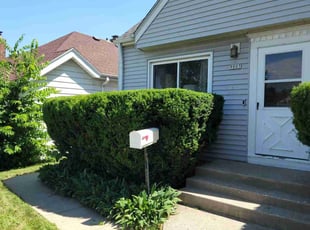 Bush Trimming by Ronnie Anderson for Laurie H. in West Allis, WI