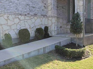 Bush Trimming by Ernest Howard for Sarah S. in Lewisville, TX