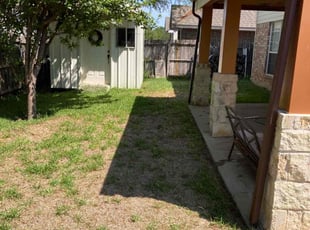 Leaf Removal by Calbe Hudson for Salvador G. in Grand Prairie, TX