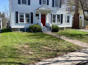 Elise G.'s Leaf Removal service result