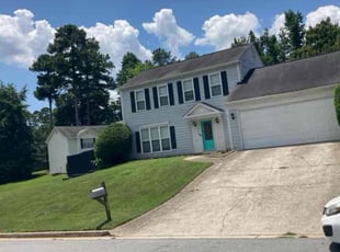 Kelli M.'s Bush Trimming service result