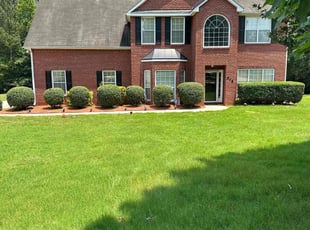 Bush Trimming by Alexander Matthews for Kenneth S. in McDonough, GA