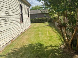 Linda B.'s Yard Cutting service result
