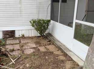 Bush Trimming by Johnny Richardson for John R. in Lake Wales, FL