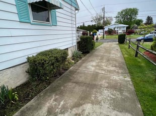 Bush Trimming by Keith Fernandes for Adam S. in Cherry Hill, NJ