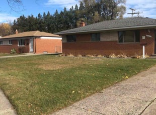 Leaf Removal by Japheus Sanders for Jermaine S. in Warren, MI
