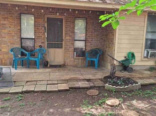 Leaf Removal by Jacob Orona for Leslie L. in San Antonio, TX