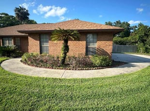 Bush Trimming by Andres Vera for Benjamin C. in Altamonte Springs, FL