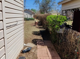 Bush Trimming by Muhammad Rasheed for Louise F. in Midwest City, OK