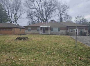 Leaf Removal by Chris Smith for Whitney S. in Indianapolis, IN