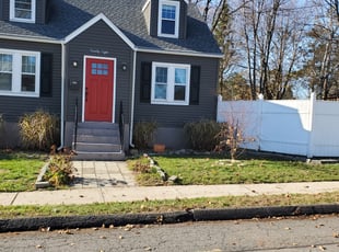 Leaf Removal by Tyrone May for Giddel O. in Manchester, CT