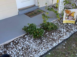 Weeding by Johnny Richardson for "Liz S. in Winter Haven, FL