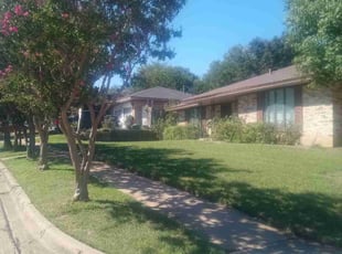 Royetta F.'s Yard Cutting service result