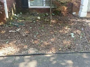 Mary A.'s Flower Bed Weeding service result