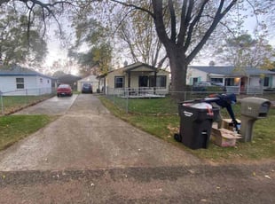 Leaf Removal by Valentin Velasco for Saralee S. in Grand Rapids, MI