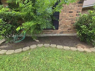 Weeding by Antonio Scott for William H. in Bossier City, LA