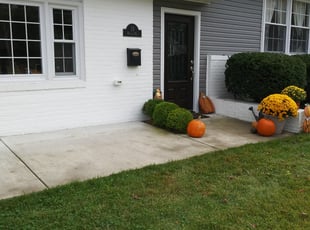 Bush Trimming by Alejandro Gamboa for Chelsey C. in Gibbsboro, NJ