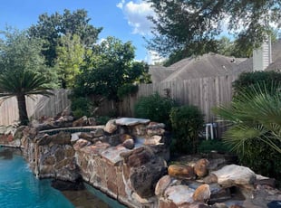 Lisa F.'s Bush Trimming service result
