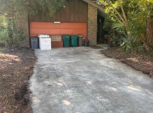 Leaf Removal by Gordon Brown for Christina P. in Melbourne, FL