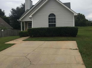 Bush Trimming by Justin Tolden for DV C. in McDonough, GA