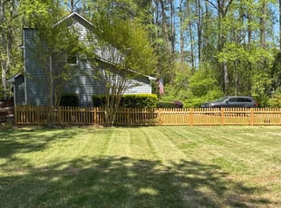 Lindsey N.'s Lawn Service service result