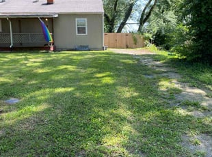 Bush Trimming by Brandon ABRAM for Joseph B. in Kansas City, MO
