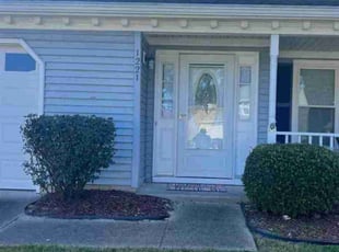 Bush Trimming by MaryAnn Hardy for Kimberly B. in Virginia Beach, VA