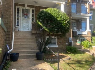 Bush Trimming by Cristian Ramirez for Edith C. in Washington, DC