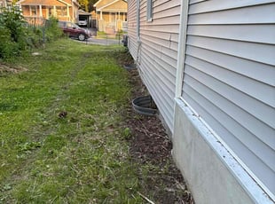Laura M.'s Leaf Removal service result