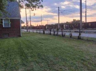 Beverly G.'s Bush Trimming service result