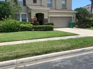 Rachael B.'s Lawn Maintenance service result