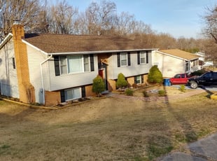 Leaf Removal by Allan Roberts for Linda L. in Lorton, VA
