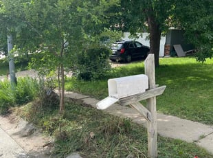 Bush Trimming by Andrew Gardner for Jessica M. in Bennington, NE