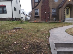 Leaf Removal by David Gallaway for Andrea P. in Saint Paul, MN