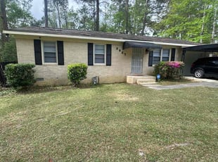 Bush Trimming by Orane Johnson for Quiana B. in Macon, GA