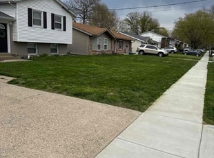 Sandra D.'s Lawn Mowing service result