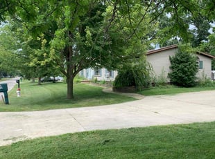 Grover C.'s grass maintenance service result