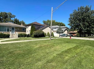 Christopher R.'s lawn care service result