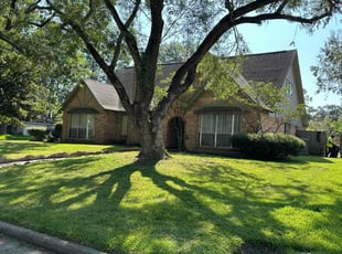 Carrie P.'s lawn care services service result
