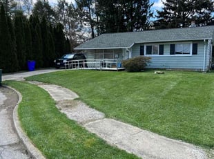 Maxine P.'s lawn service service result
